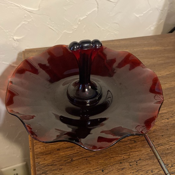 7” Vintage Anchor Hocking Glass Tidbit Tray Royal Ruby Red Center Handled Plate - Picture 8 of 10